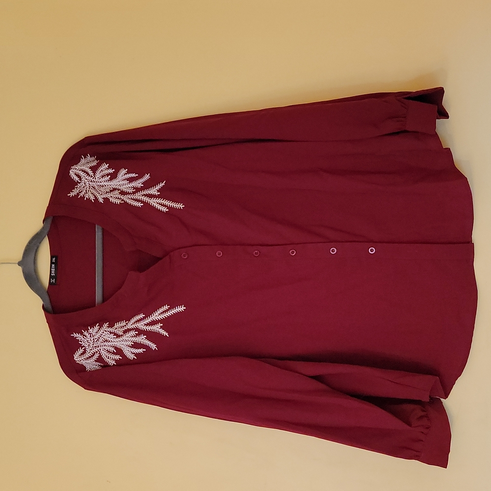 Red notch collar button front tunic, 2xl